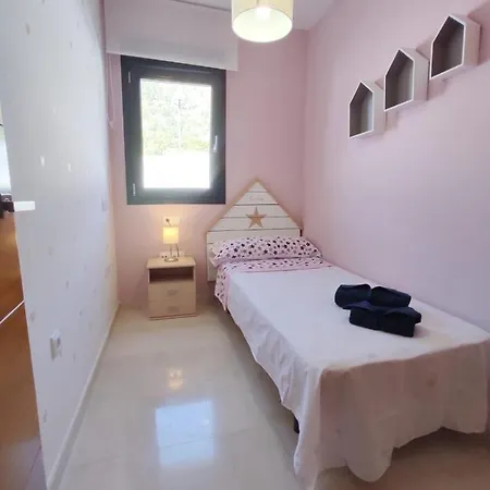Precioso Bungalow Luminoso Con Piscina Y Terraza. Calp