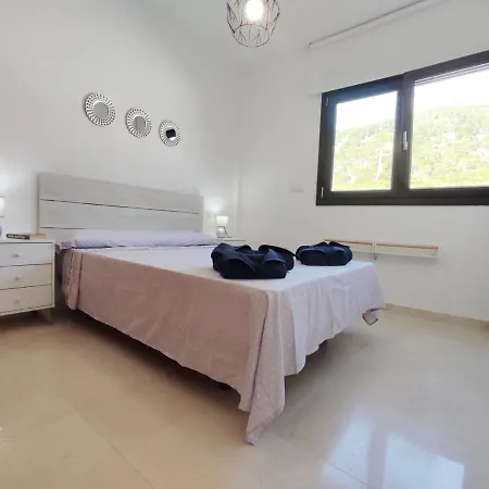 Hébergement de vacances Precioso Bungalow Luminoso Con Piscina Y Terraza.